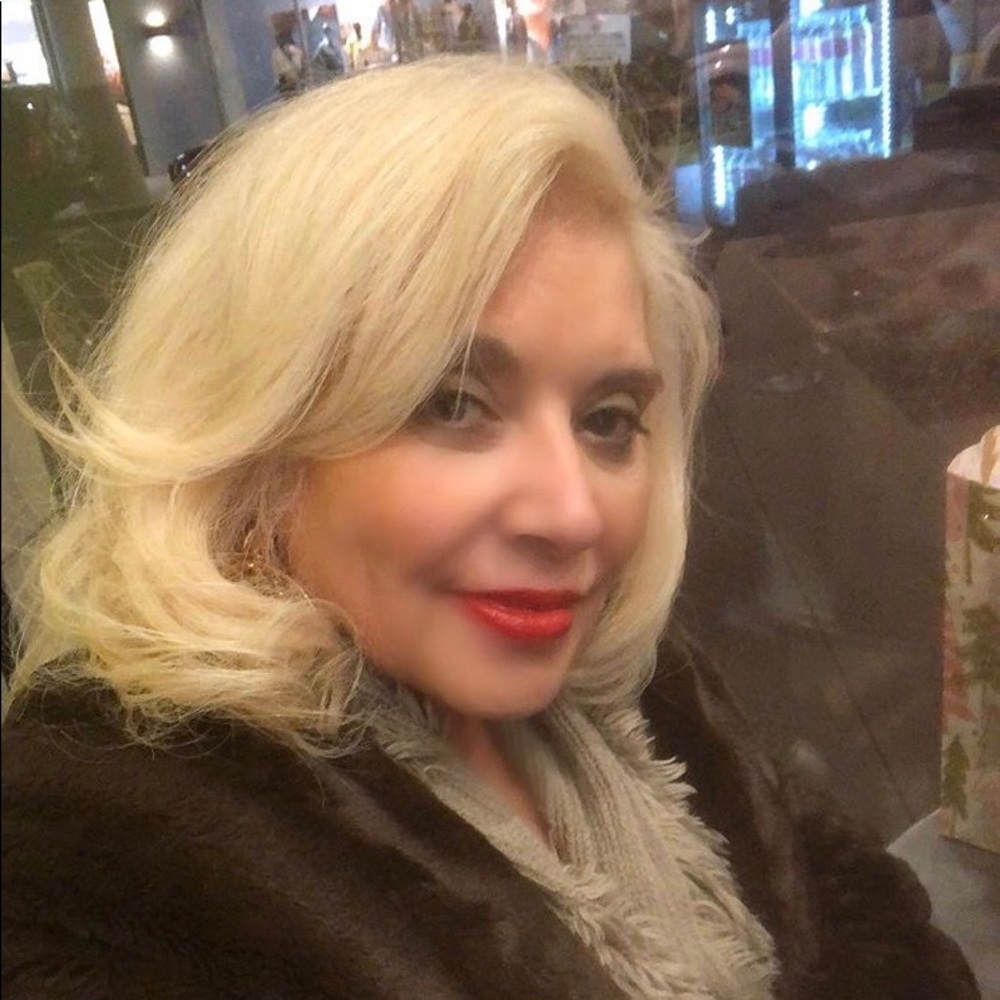 Meet your Posher, Joei